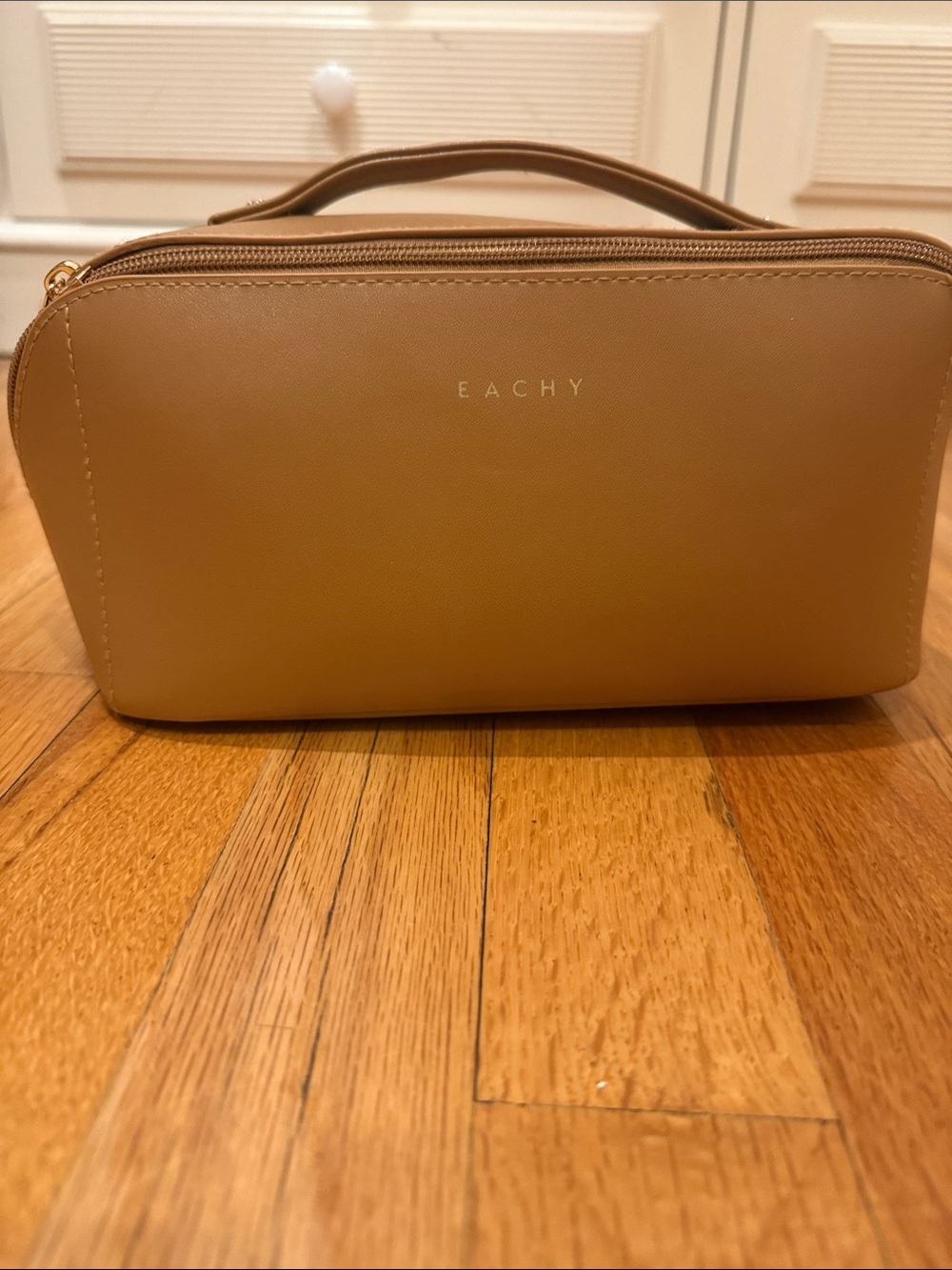 Tan Leather Travel Cosmetic Case